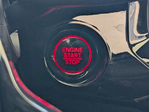 Used 2025 Honda Civic Sport image 31