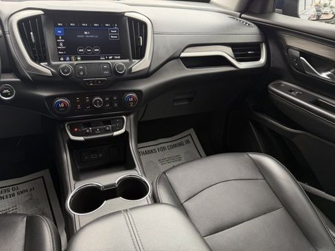 Used 2022 GMC Terrain SLT w/ LPO, Floor Liner Package image 28