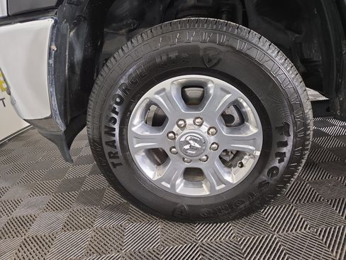 Used 2024 RAM 2500 Big Horn w/ Bed Utility Group image 33