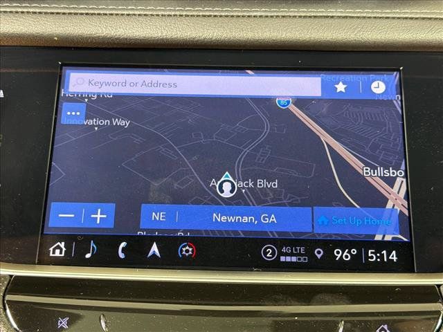Used 2023 Cadillac XT5 Premium Luxury FWD image 3