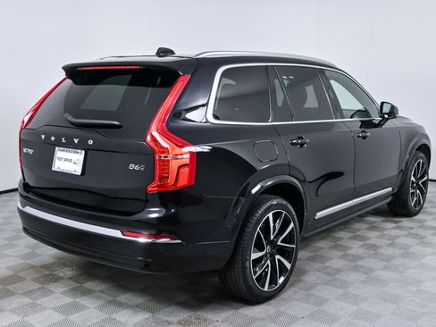 Used 2024 Volvo XC90 B6 Ultimate w/ Protection Package Premier AWD/4WD image 31