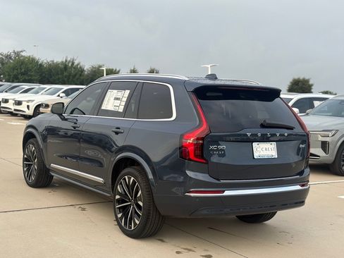 New 2026 Volvo XC90 B6 Plus w/ Protection Package Premier image 5