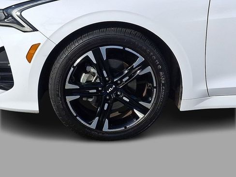 Used 2023 Kia K5 GT-Line image 8