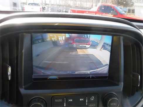 Used 2018 Chevrolet Colorado Z71 image 9