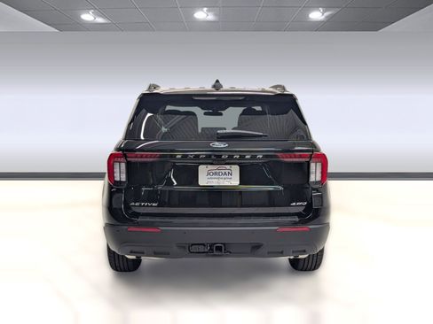 New 2026 Ford Explorer Active image 8