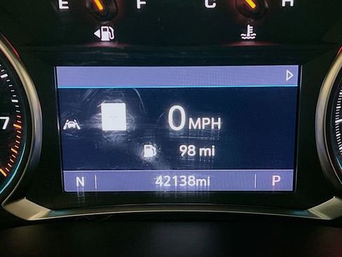 Used 2023 Chevrolet Traverse RS image 15