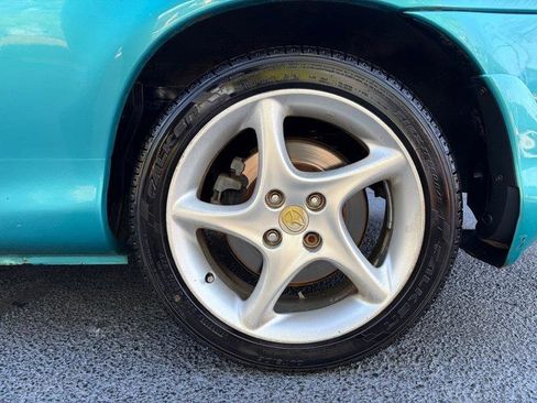 Used 2003 MAZDA MX-5 Miata RWD image 20