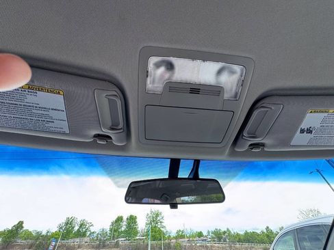 Used 2015 Toyota Camry LE FWD image 24