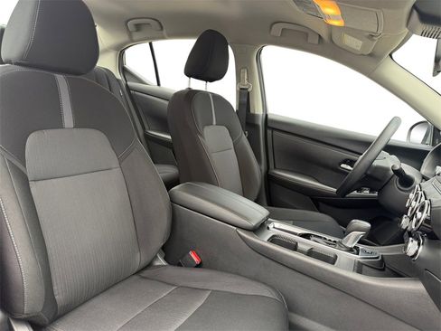 Certified 2025 Nissan Sentra SV image 15