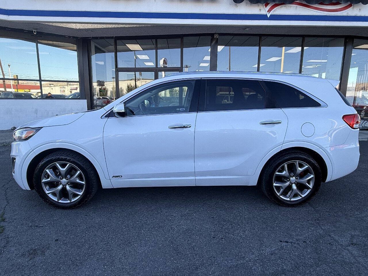 Used 2016 Kia Sorento SX AWD/4WD image 4