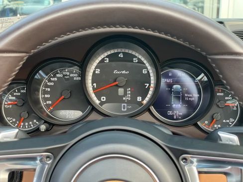 Used 2018 Porsche 911 Turbo AWD/4WD image 31