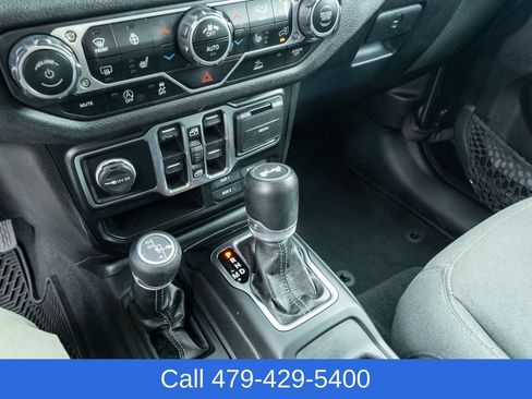 Used 2024 Jeep Wrangler Unlimited Sport AWD/4WD image 22