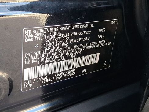 Used 2021 Toyota RAV4 XLE Premium image 27