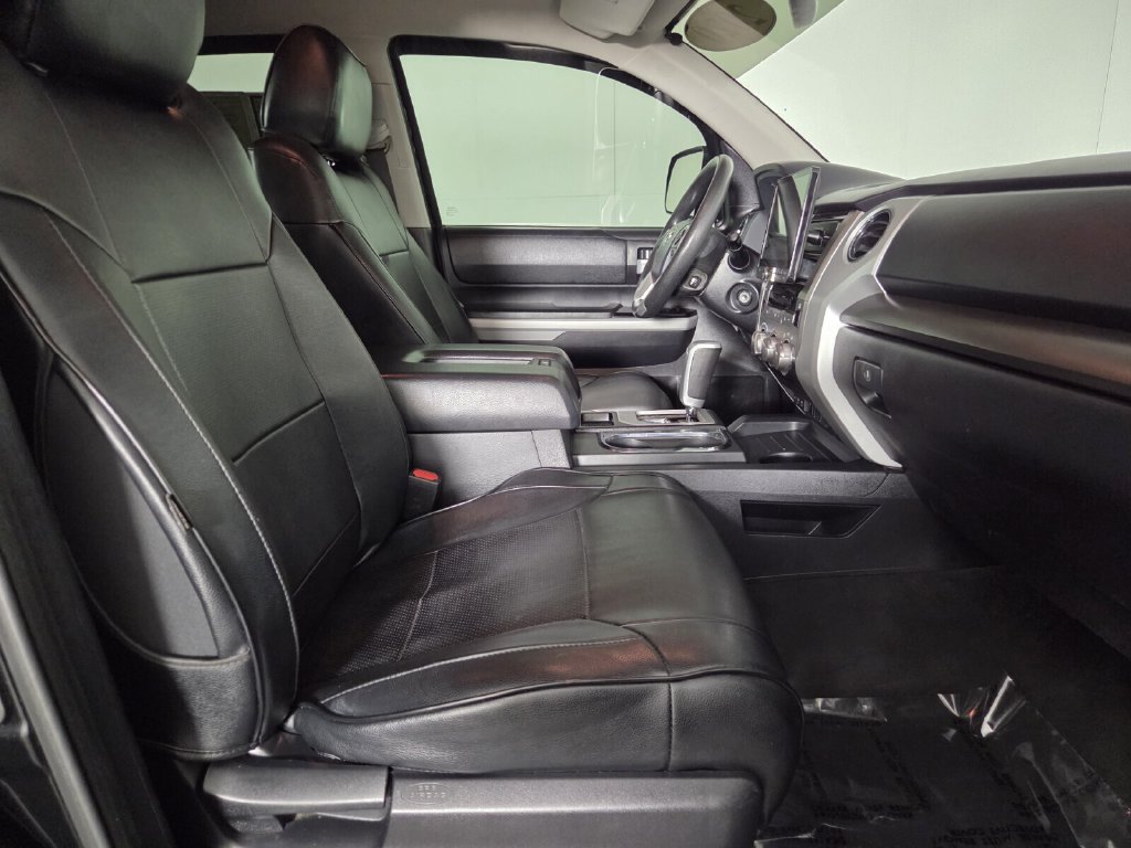 Used 2020 Toyota Tundra SR5 w/ SR5 Upgrade Package RWD image 29