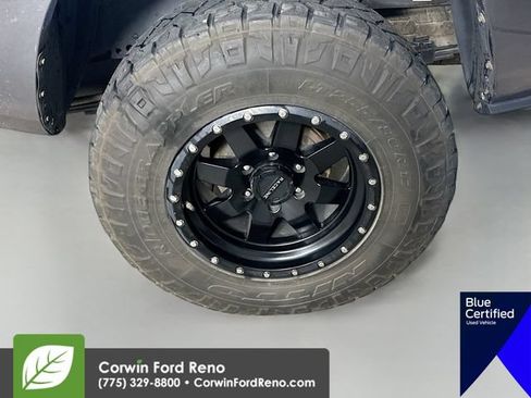 Used 2017 Toyota Tacoma SR AWD/4WD image 33