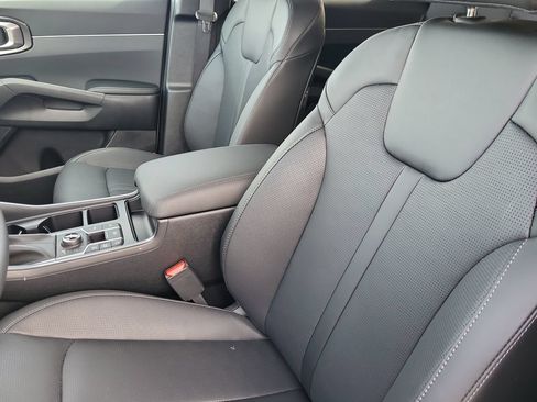 New 2026 Kia Sorento S w/ S Panoramic Sunroof Package AWD/4WD image 9