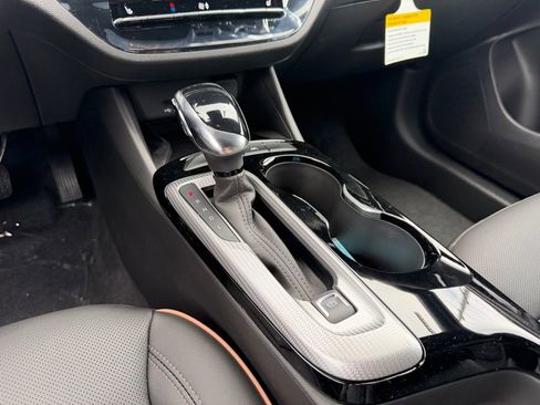 New 2026 Buick Envista Avenir FWD image 23