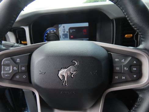 Certified 2023 Ford Bronco Badlands AWD/4WD image 28