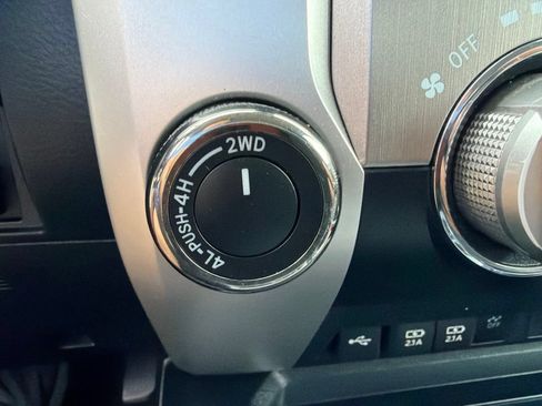 Used 2020 Toyota Tundra SR5 AWD/4WD image 29