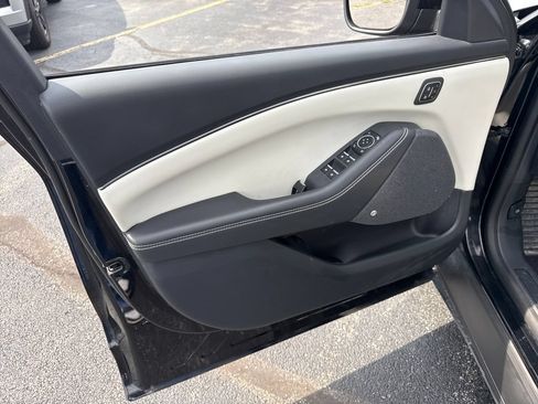 Used 2025 Ford Mustang Mach-E Premium AWD/4WD image 26