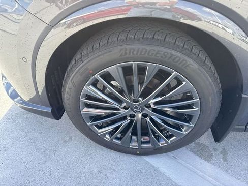 New 2026 Lexus RX 450h AWD image 10