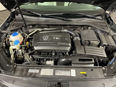 Used 2017 Volkswagen Passat 1.8T R-Line FWD image 38