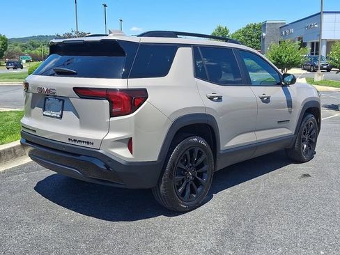 Used 2025 GMC Terrain Elevation w/ Elevation Premium Package AWD/4WD image 6