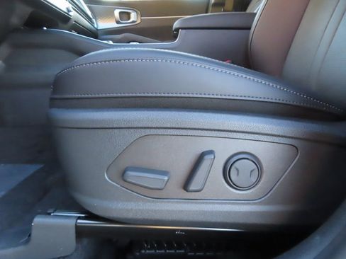 New 2026 Kia Sorento EX w/ EX Premium Package AWD/4WD image 10