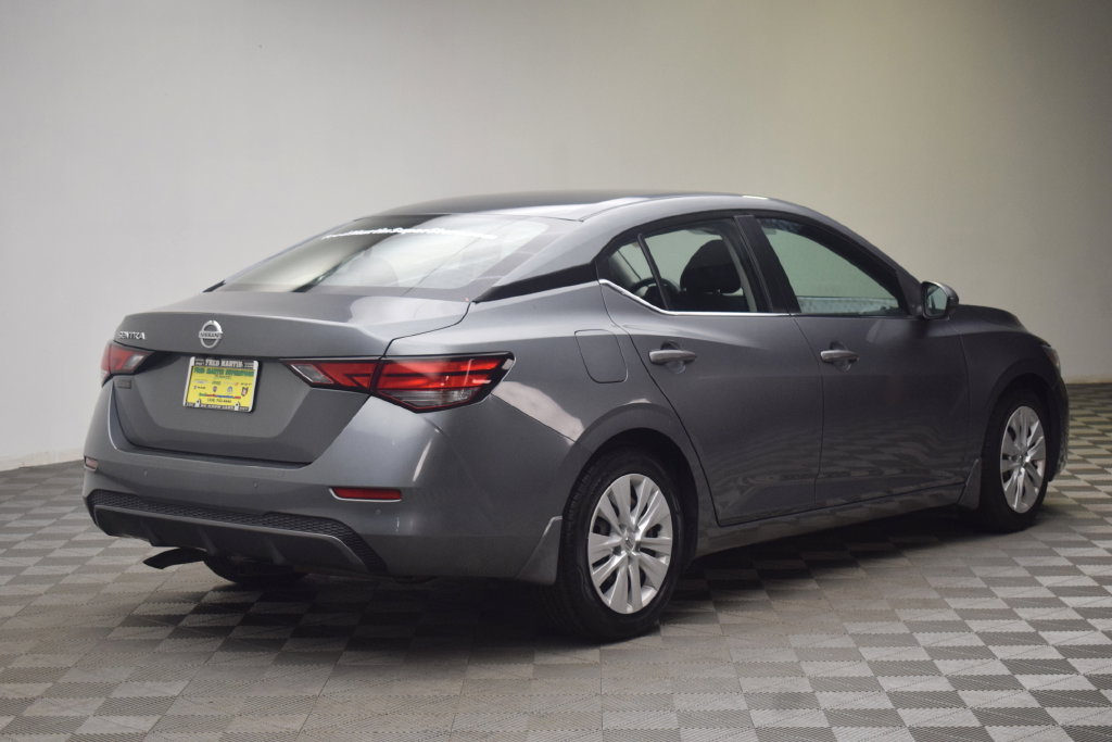 Used 2022 Nissan Sentra S w/ Lighting Package FWD image 5