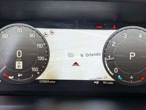 Used 2024 Land Rover Defender 110 S image 10