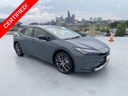 Used 2025 Toyota Prius XLE AWD/4WD image 1