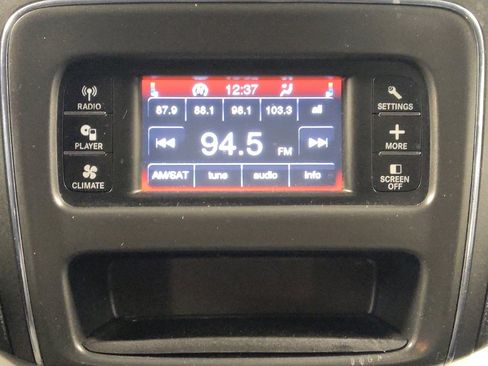 Used 2020 Dodge Journey SE w/ SE Popular Equipment Group image 25