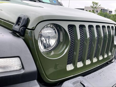 Used 2022 Jeep Wrangler Unlimited Sport AWD/4WD image 25