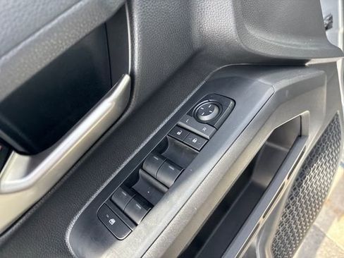 Used 2024 Toyota Tacoma TRD Sport AWD/4WD image 11