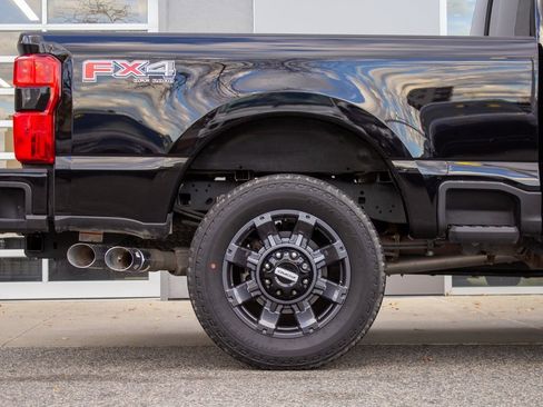 Used 2024 Ford F250 Lariat w/ Sport Appearance Package image 6