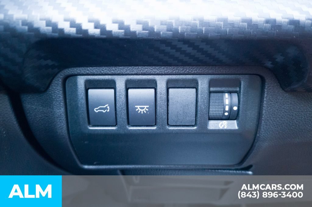 Used 2025 Subaru Ascent Premium AWD/4WD image 32