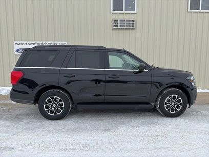 Used 2024 Ford Expedition XLT