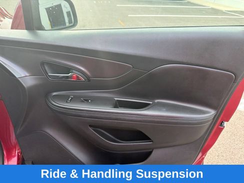 Used 2019 Buick Encore Essence AWD/4WD image 23