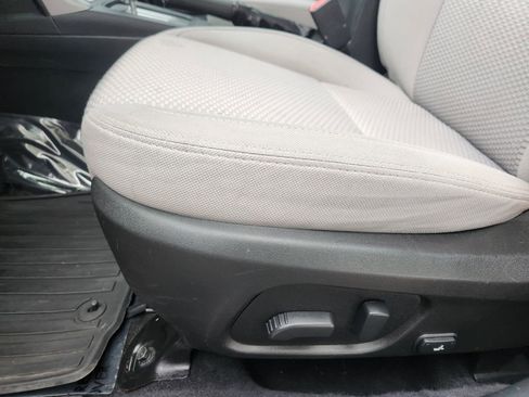 Used 2017 Subaru Forester 2.5i Premium w/ Popular Package #1A AWD/4WD image 14