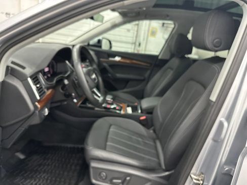 Used 2022 Audi Q5 2.0T Premium Plus w/ Premium Plus Package AWD/4WD image 22