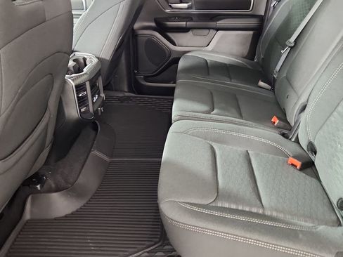 Used 2025 RAM 1500 Big Horn AWD/4WD image 8