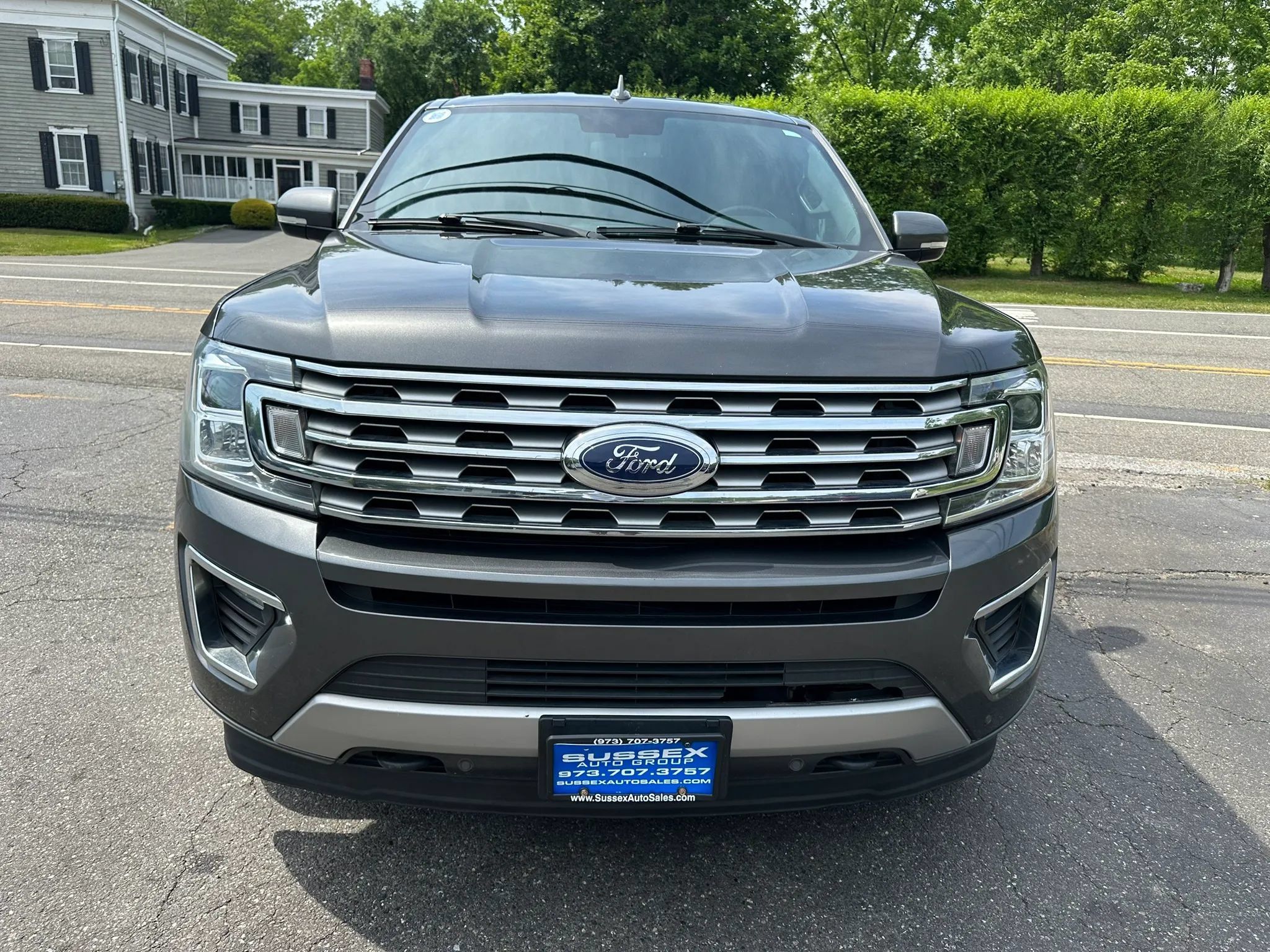 Used 2018 Ford Expedition Max Limited AWD/4WD image 2