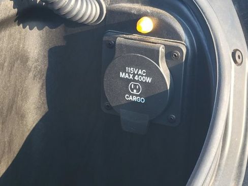 Used 2025 RAM 1500 Tungsten AWD/4WD image 11