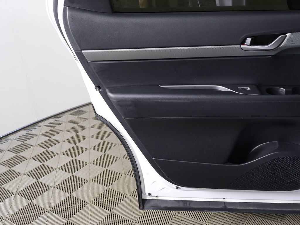 Used 2024 Hyundai Palisade SEL FWD image 22