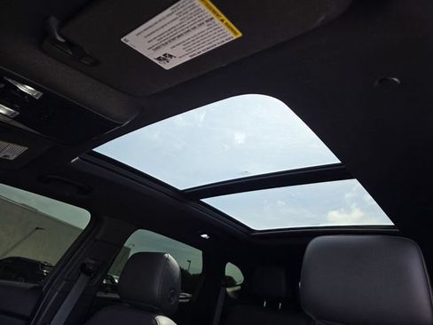 Used 2022 Chevrolet Blazer RS FWD image 20