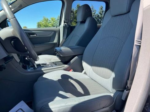 Used 2013 Chevrolet Traverse LT FWD image 10