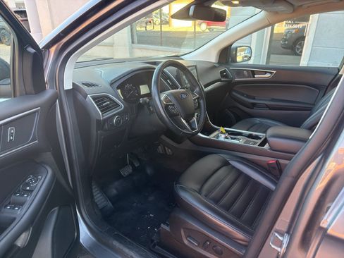 Used 2022 Ford Edge SEL w/ Convenience Package AWD/4WD image 5