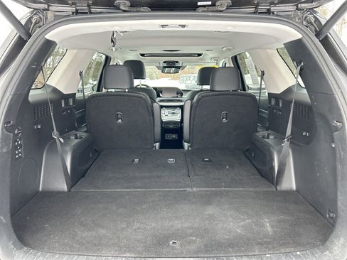 Used 2020 Hyundai Palisade SEL w/ Premium Package image 11