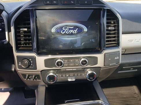 Certified 2022 Ford F250 Lariat w/ Tremor Off-Road Package AWD/4WD image 11