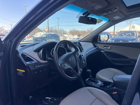 Used 2017 Hyundai Santa Fe Sport w/ 2.4L Tech Package 04 image 9